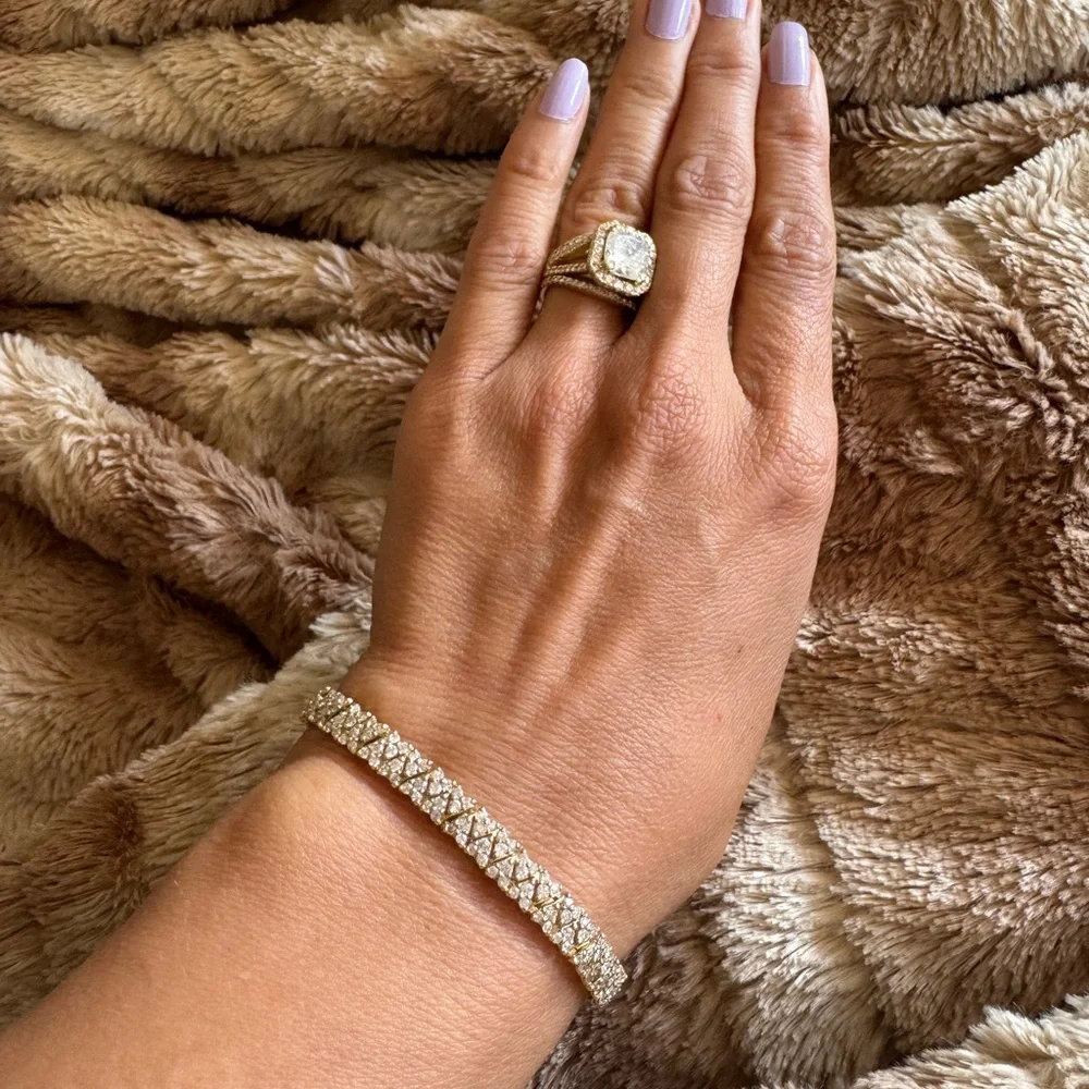 Elegant 6.5 CT Natural Diamonds Bracelet 14K Yellow Gold 7” Length - Picture 7 of 15